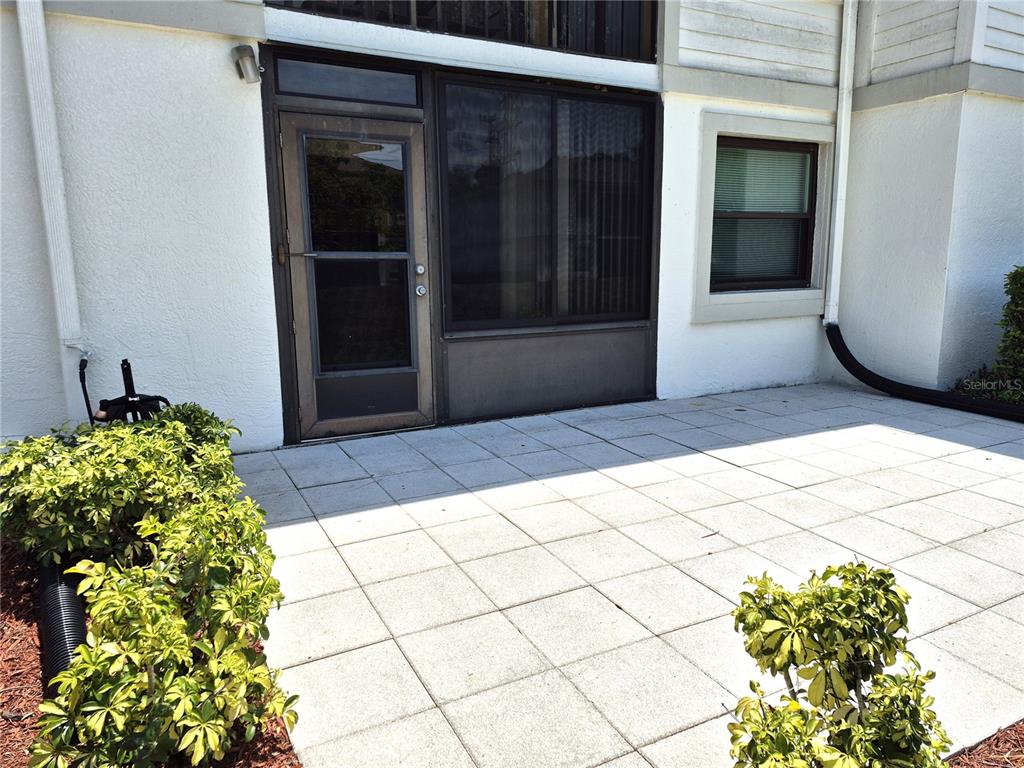 107 Windward Place, Unit 107 Oldsmar, FL 34677 - Photo 34 of 34 a front view of a house