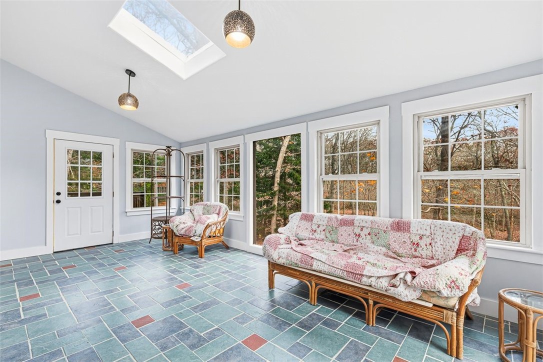 135 Ross Hill Road Charlestown, RI 02813 - Photo 12 of 42