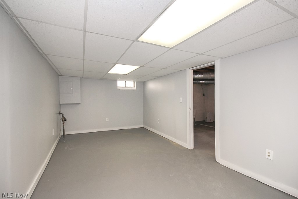 13719 Granger Road Cleveland, OH 44125 - Photo 17 of 35