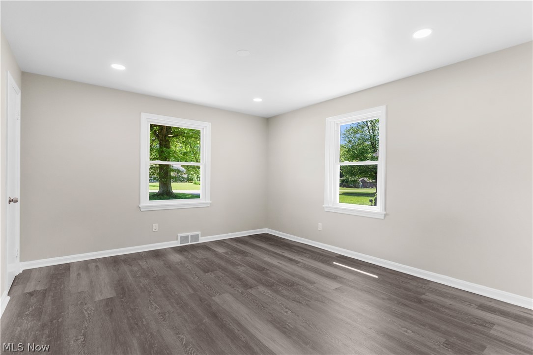 780 Ewing Road Youngstown, OH 44512 - Photo 24 of 47 bedroom 2