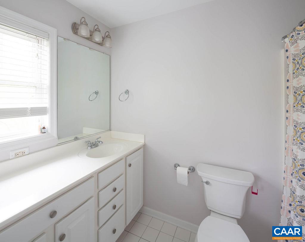139 Old Fifth Circle Charlottesville, VA 22903 - Photo 17 of 27 Master bath