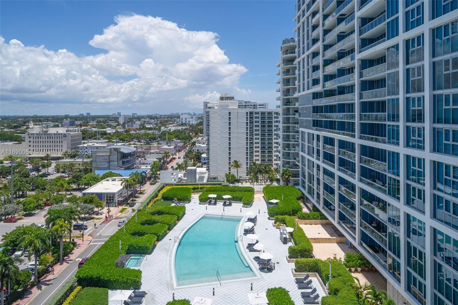 6801 Collins Avenue, Unit 1215 Miami Beach, FL 33141 - Photo 17 of 49