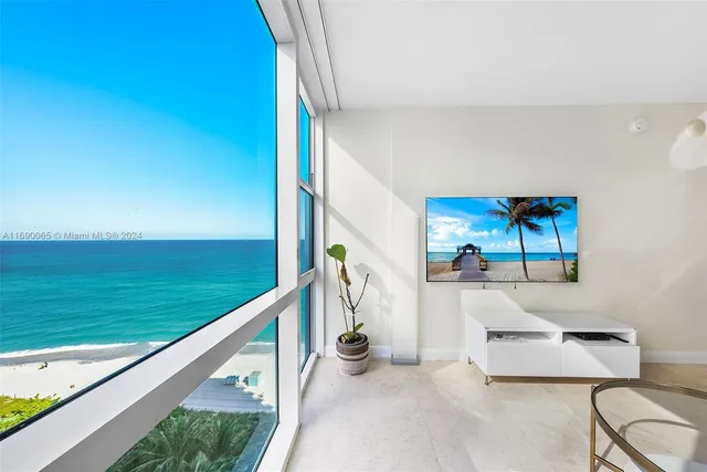 $599,999 | 6801 Collins Avenue, Unit 1215, Miami Beach, FL 33141