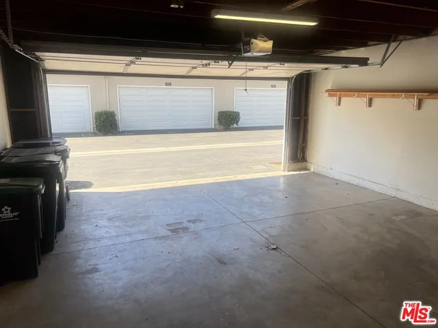 a view of utility room