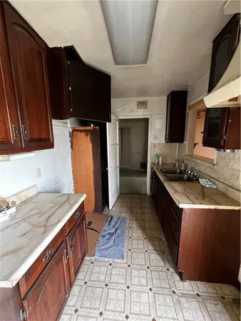 $575,000 | 14609 South Cahita Avenue, Compton, CA 90220