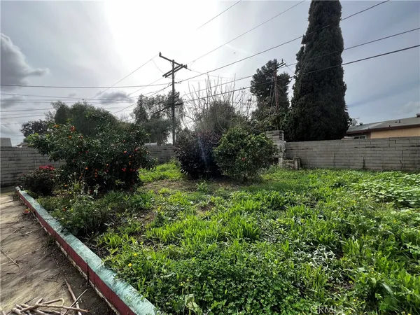 $575,000 | 14609 South Cahita Avenue, Compton, CA 90220