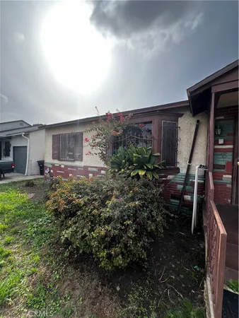 $575,000 | 14609 South Cahita Avenue, Compton, CA 90220