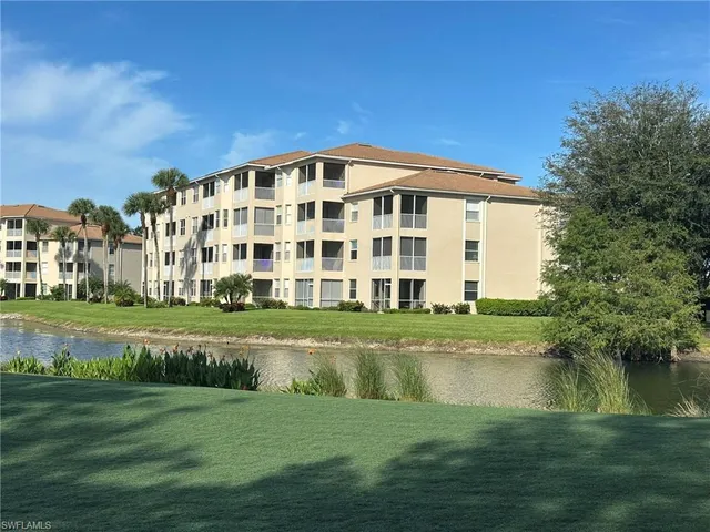 $325,000 | 8680 Cedar Hammock Circle, Unit 134, Naples, FL 34112