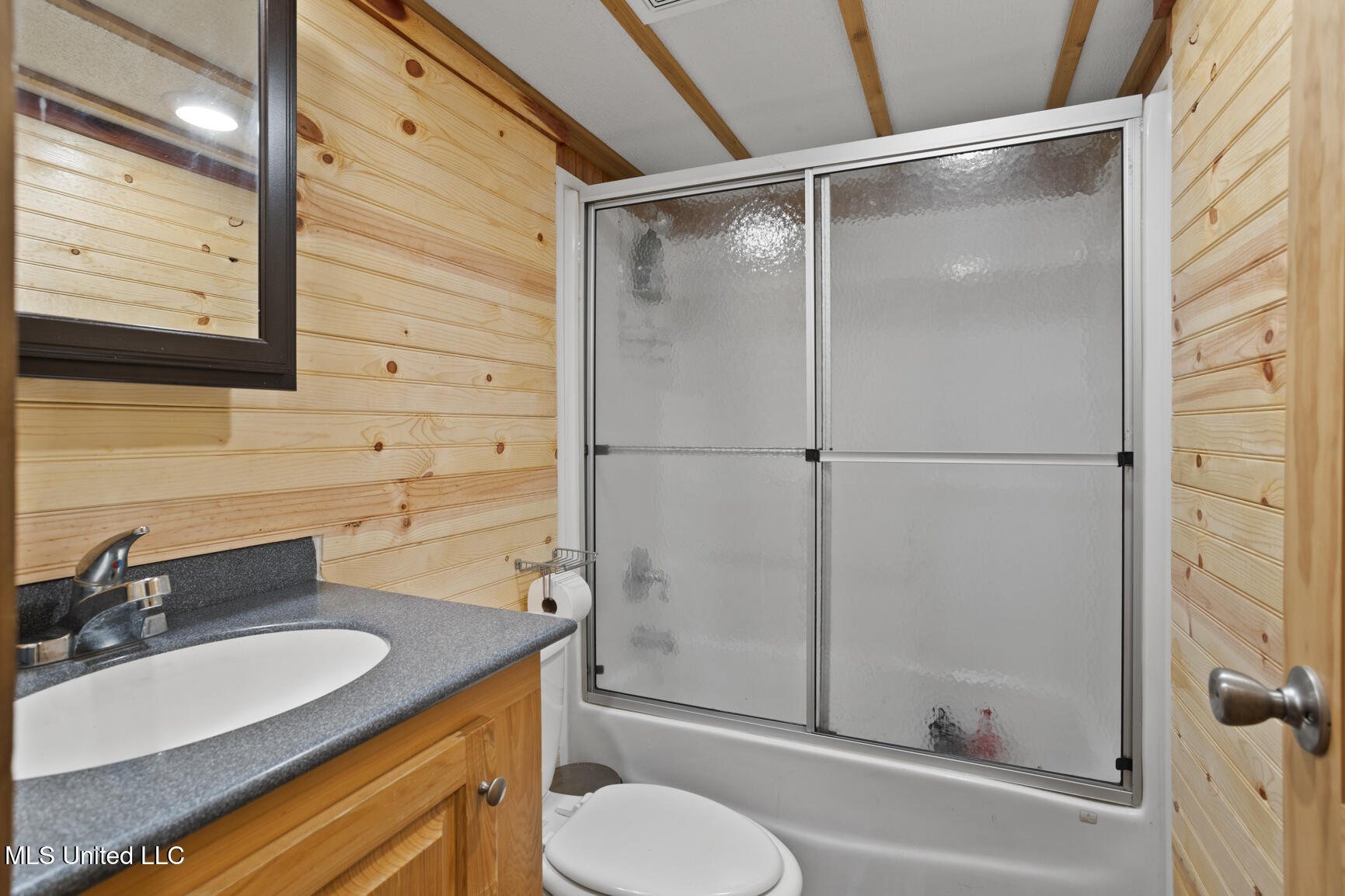 1687 Thaggard Road Carthage, MS 39051 - Photo 13 of 36 1687 Thaggard Rd-20