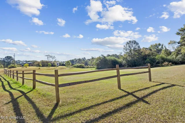 $199,900 | 1687 Thaggard Road, Carthage, MS 39051