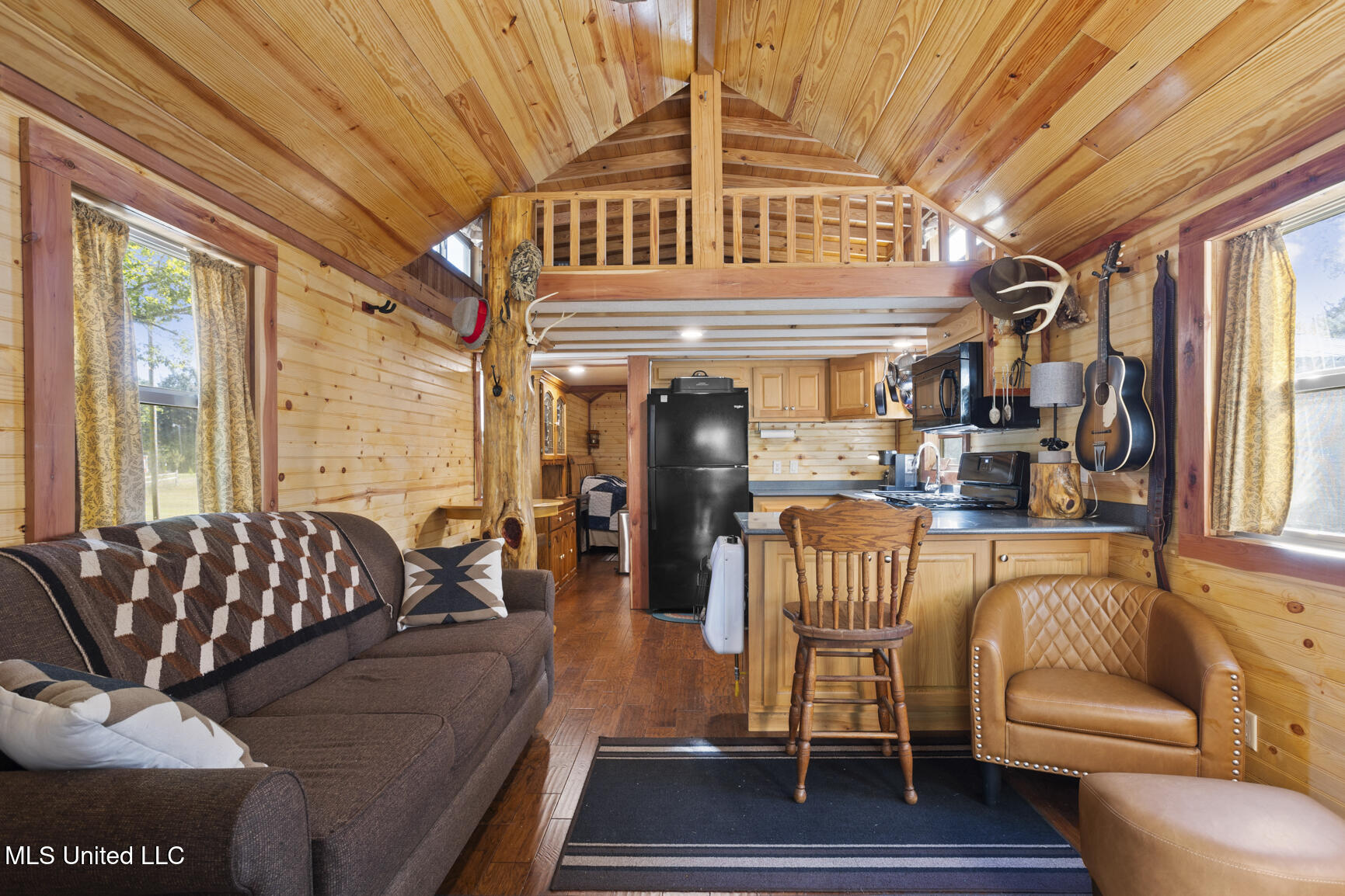 1687 Thaggard Road Carthage, MS 39051 - Photo 4 of 36 1687 Thaggard Rd-13