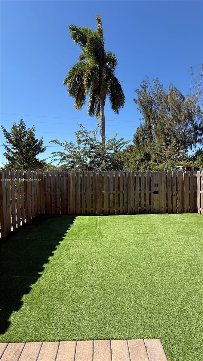 24640 Southwest 119th Place, Unit 24640 Homestead, FL 33032 - Photo 22 of 46