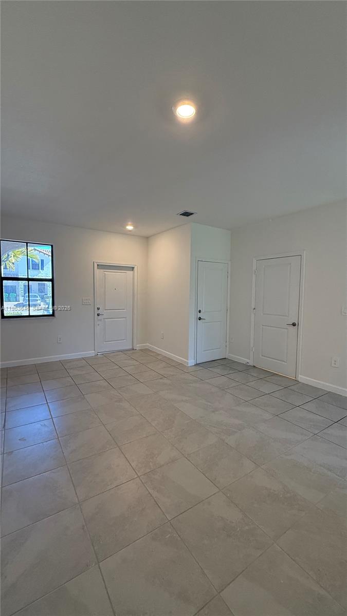 24640 Southwest 119th Place, Unit 24640 Homestead, FL 33032 - Photo 6 of 46