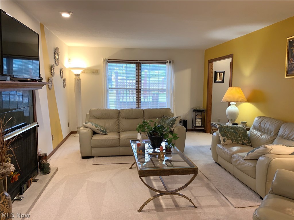 1409 Bravado Road Southwest Canton, OH 44706 - Photo 12 of 35 Gallery Image 12