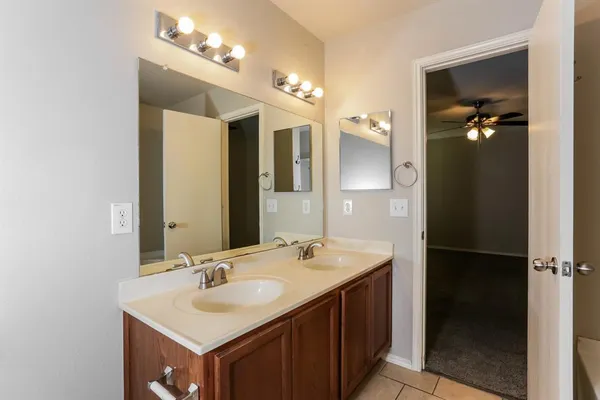 $1,840 | 1413 Erin Court, Burleson, TX 76028