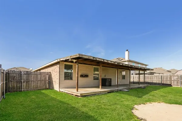 $1,840 | 1413 Erin Court, Burleson, TX 76028