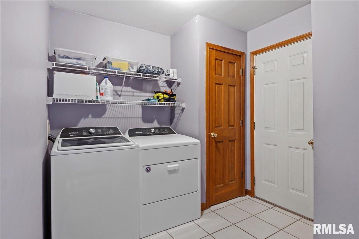 3908 Greenfield Drive Springfield, IL 62704 - Photo 16 of 51