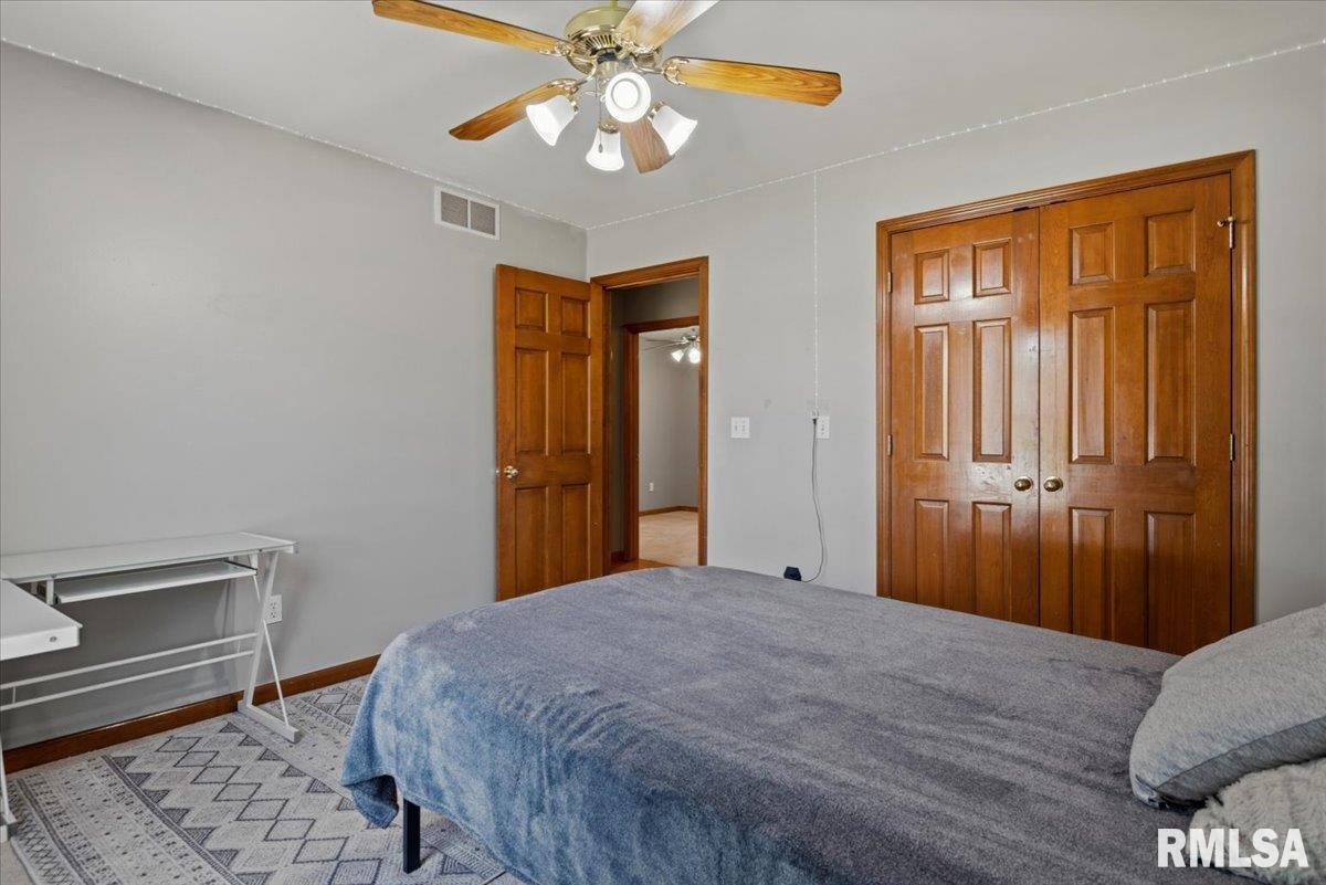 3908 Greenfield Drive Springfield, IL 62704 - Photo 29 of 51
