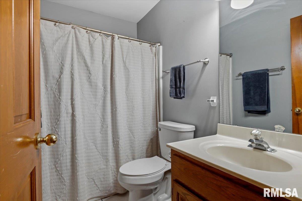 3908 Greenfield Drive Springfield, IL 62704 - Photo 30 of 51