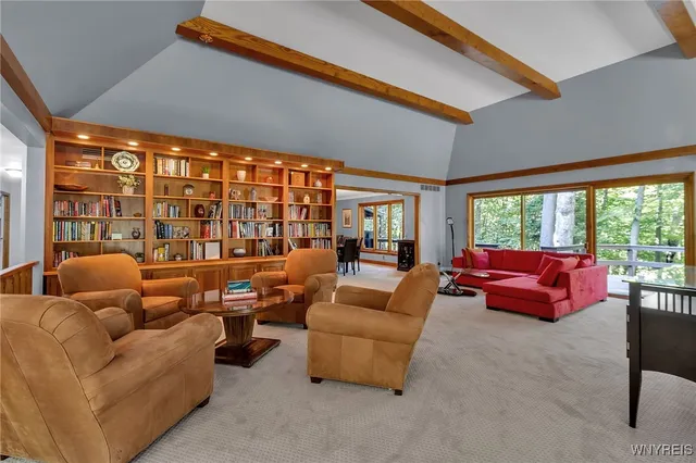 $899,900 | 70 Muirfield Drive, Elma, NY 14052