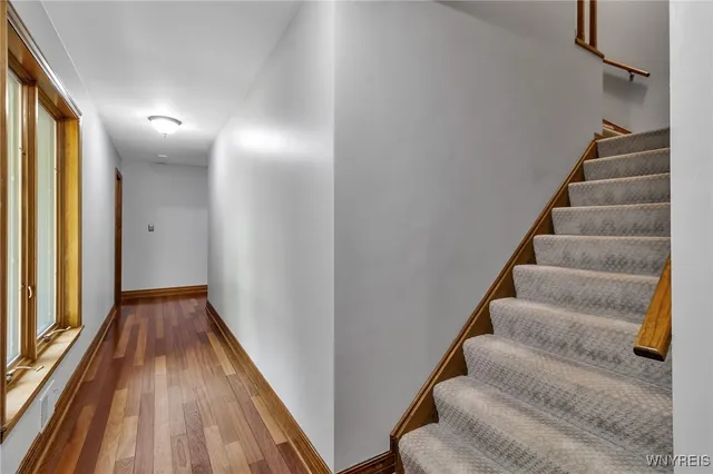 $899,900 | 70 Muirfield Drive, Elma, NY 14052