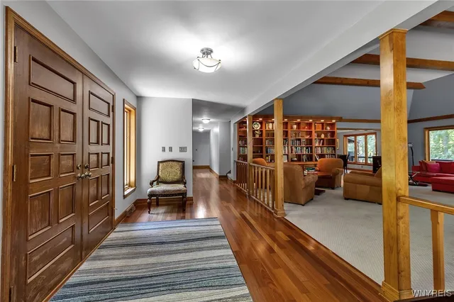 $899,900 | 70 Muirfield Drive, Elma, NY 14052