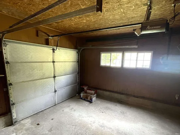 $379,900 | 7327 Highway 60, Mitchell, IN 47446
