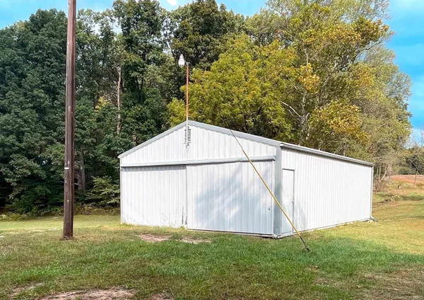 $379,900 | 7327 Highway 60, Mitchell, IN 47446