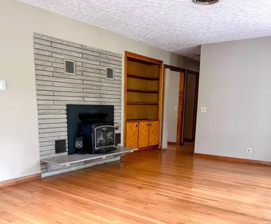 $379,900 | 7327 Highway 60, Mitchell, IN 47446