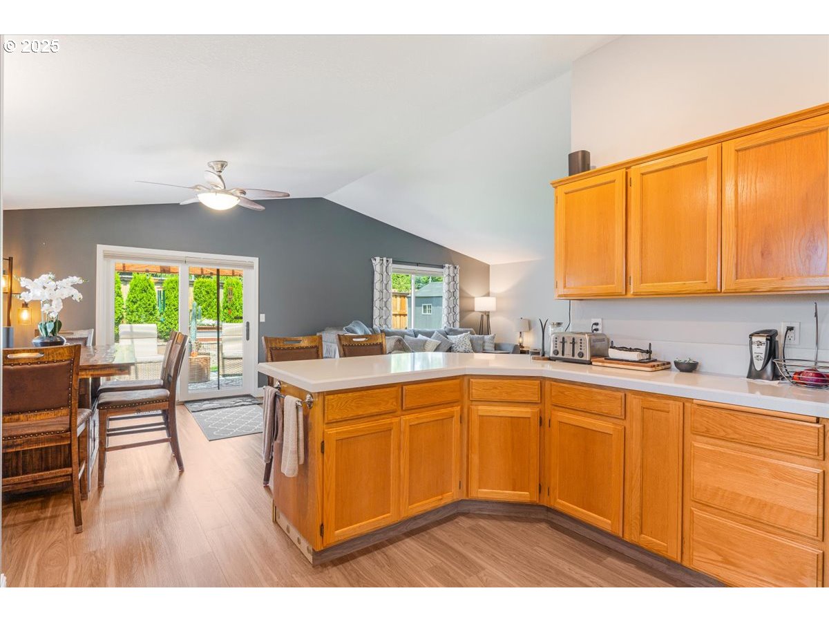 8212 Northeast Snowberry Loop Vancouver, WA 98664 - Photo 16 of 30