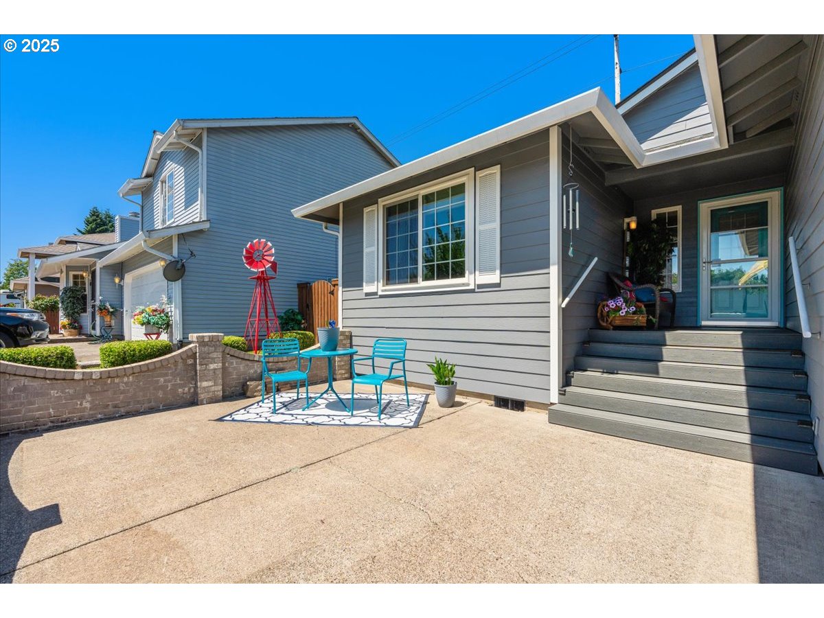 8212 Northeast Snowberry Loop Vancouver, WA 98664 - Photo 5 of 30