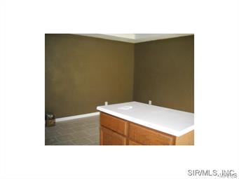 304 Indiana Avenue South Roxana, IL 62087 - Photo 3 of 8