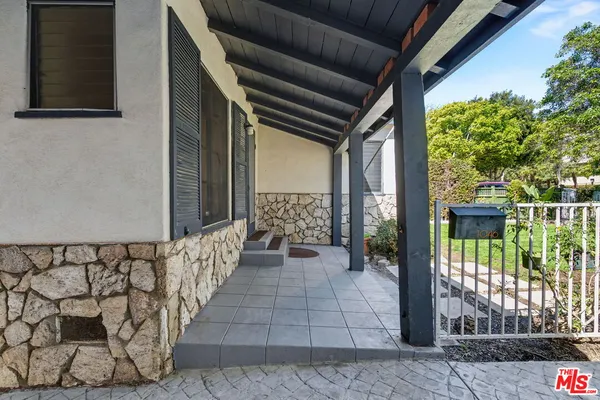 a view of front door