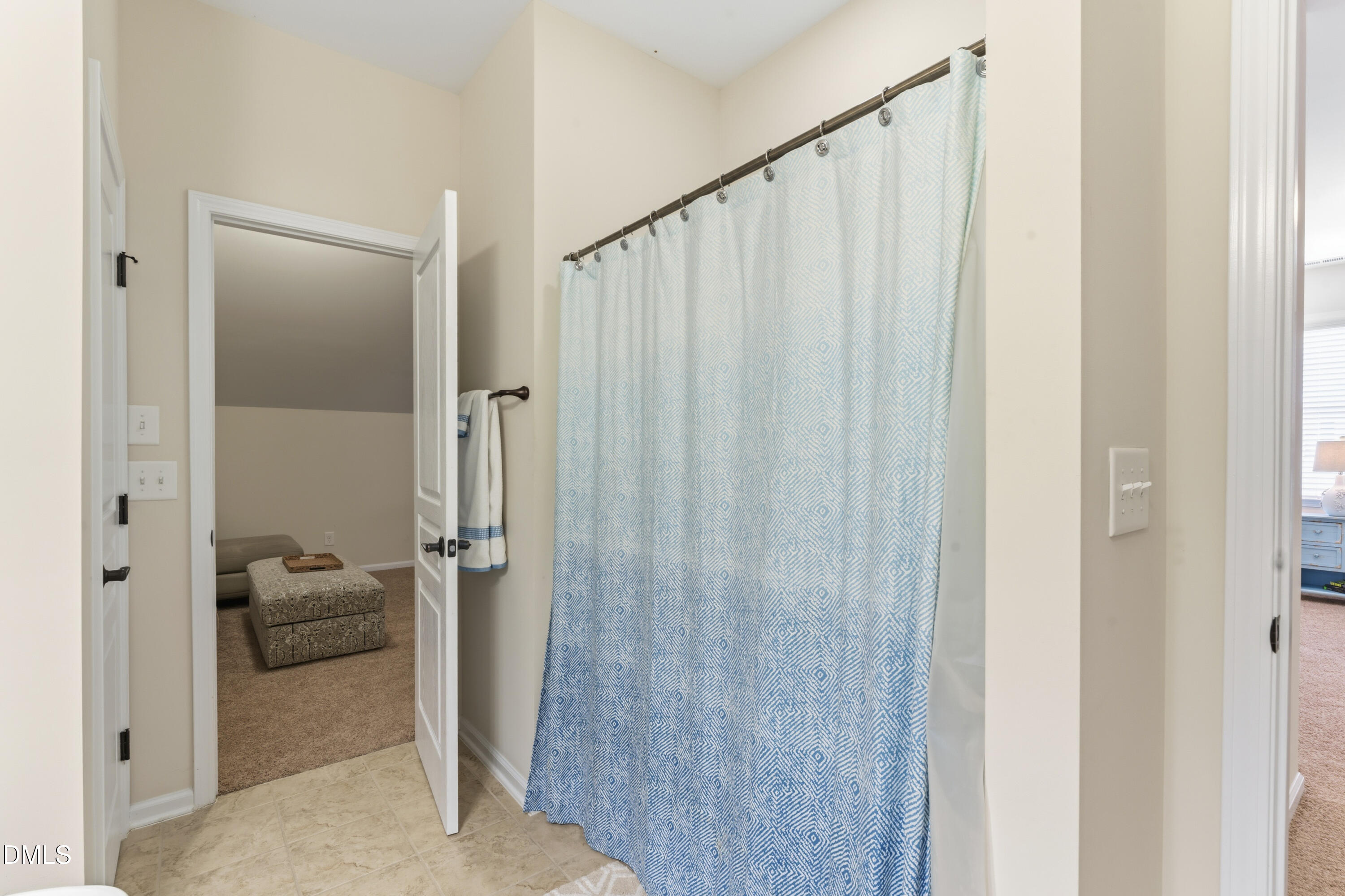 10100 Barnhart Way Raleigh, NC 27617 - Photo 35 of 46 Full Bathroom Upstairs