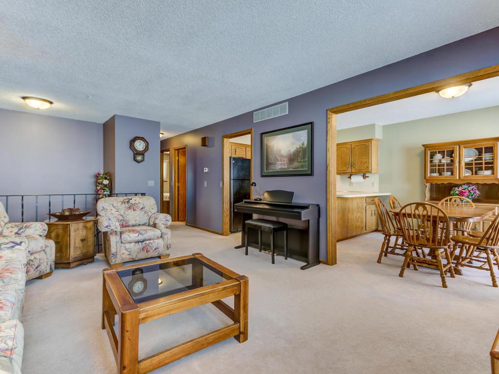 3707 Williston Road Minnetonka, MN 55345 - Photo 5 of 16 Gallery Image 5
