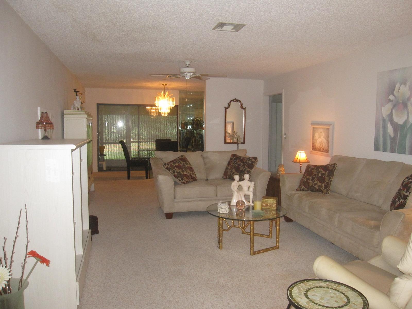 4871 Hawkwood Road, Unit B Boynton Beach, FL 33436 - Photo 3 of 11 Living Room