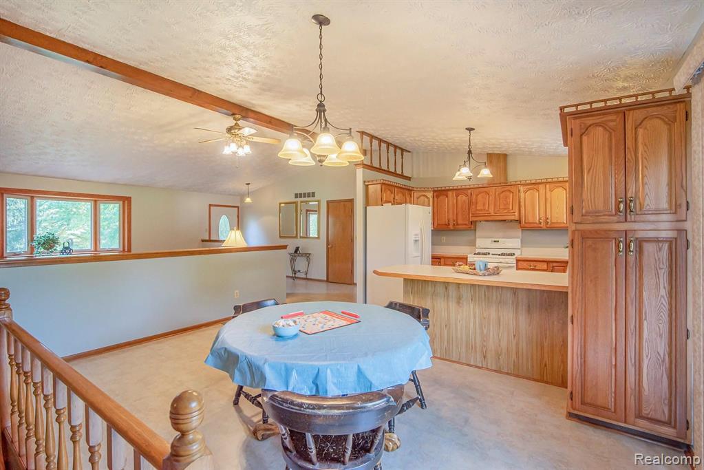 9510 Henderson Road Goodrich, MI 48438 - Photo 6 of 44