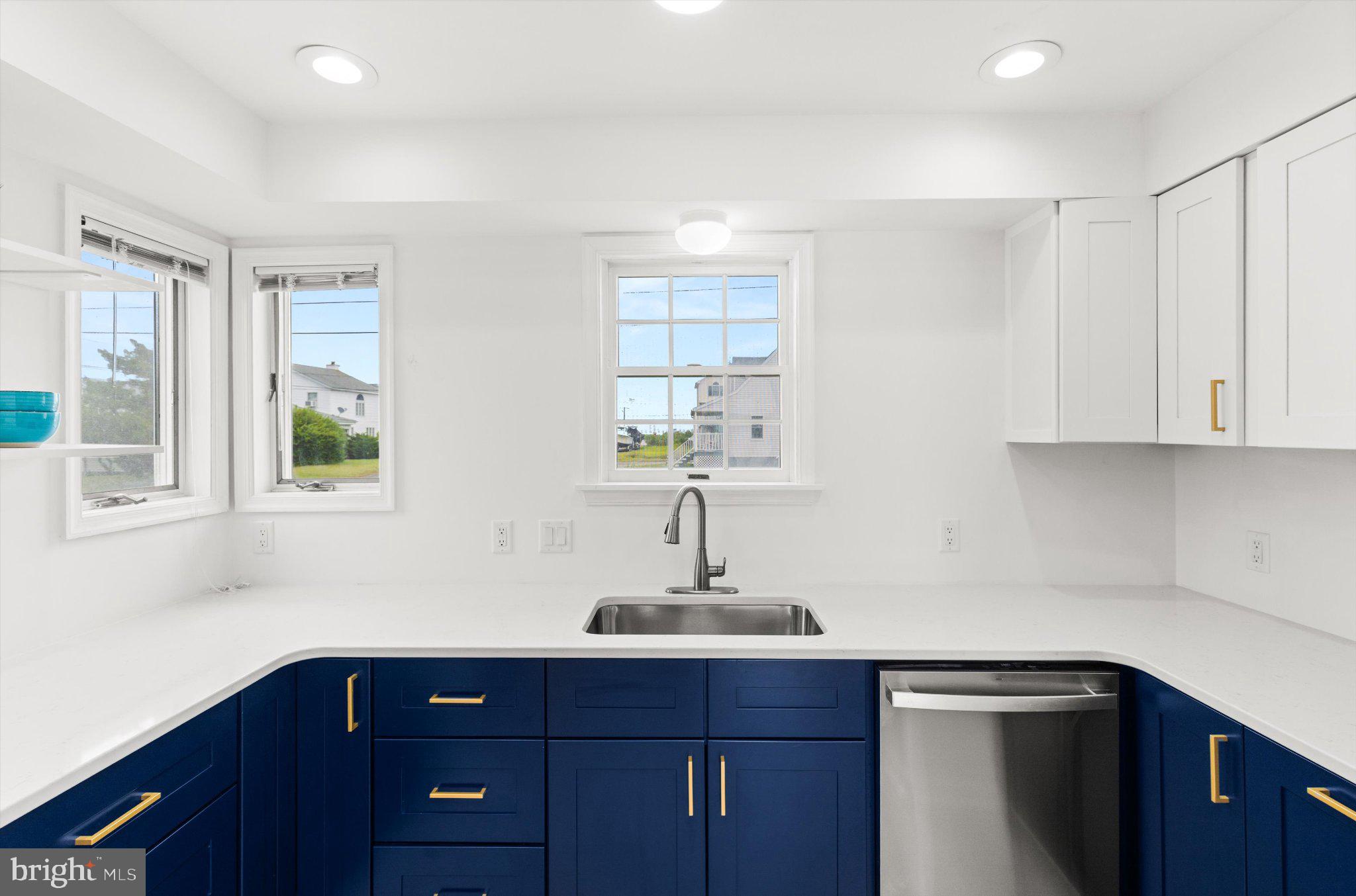 10429 Brighton Road Ocean City, MD 21842 - Photo 9 of 64 Bright and modern kitchen oasis.