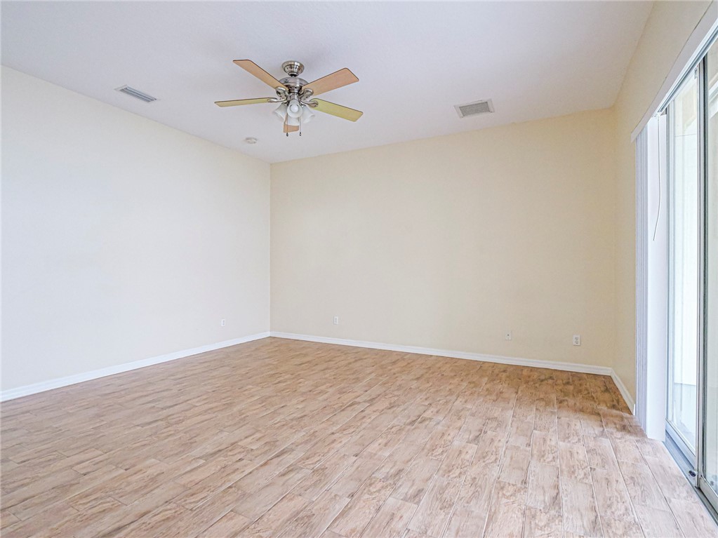 7530 15th Lane Vero Beach, FL 32966 - Photo 10 of 20