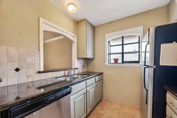 $1,700 | 18220 Vinland Drive, Unit 8220, Houston, TX 77058