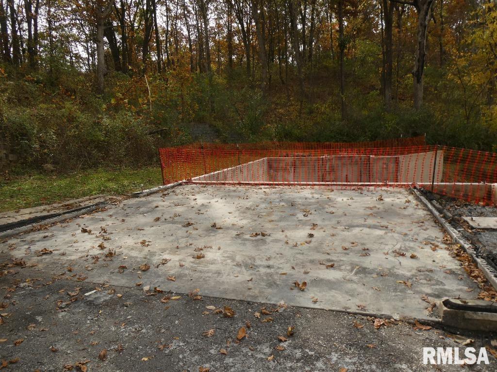 6471 Wood Cemetery Road Bunker Hill, IL 62014 - Photo 4 of 15 Gallery Image 4
