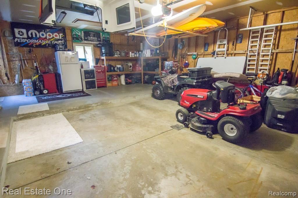 7660 Holcomb Road Clarkston, MI 48348 - Photo 36 of 42 IMG_5363.jpg