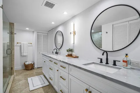 $1,200,000 | 108 Lakeshore Drive, Unit 38PH, North Palm Beach, FL 33408