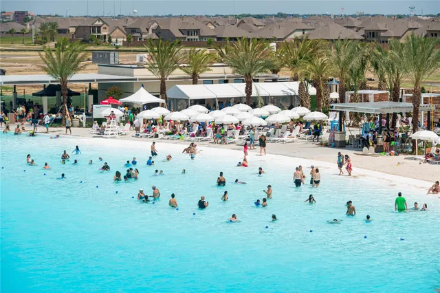 $3,600 | 3102 Secret Lagoon Lane, Texas City, TX 77568