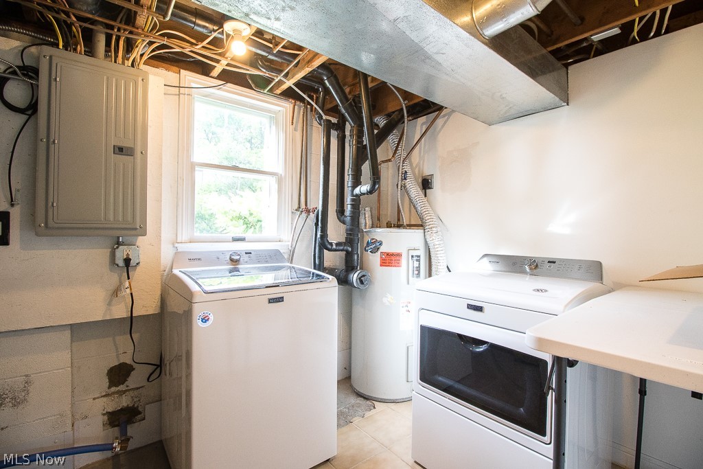 2982 Arcola Road Madison, OH 44057 - Photo 27 of 38 Laundry / Utility Room - newer washer & dryer will remain