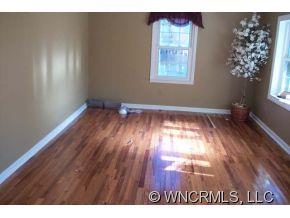 147 Fallen Oaks Lane Rutherfordton, NC 28139 - Photo 3 of 7 Gallery Image 3