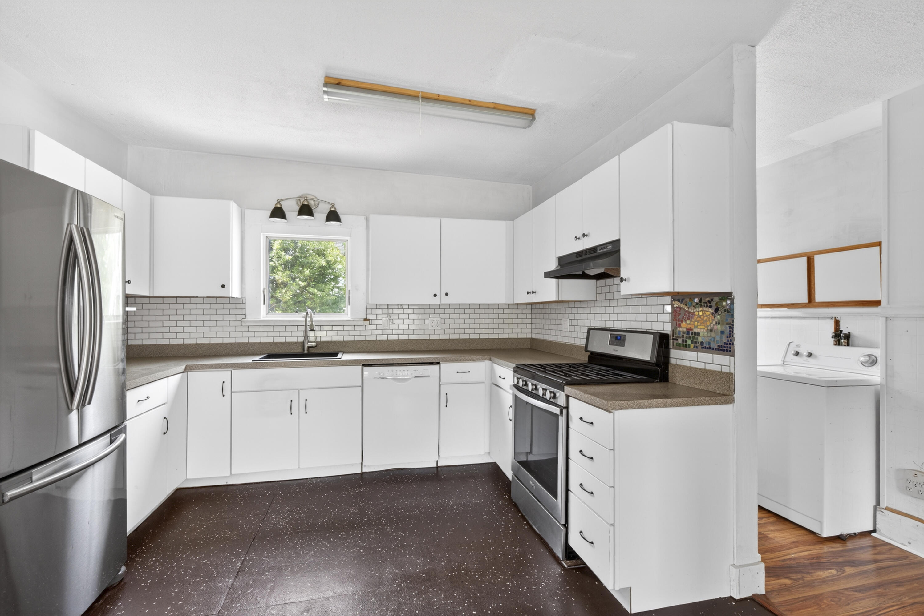 15 Tea Street Rockland, ME 04841 - Photo 7 of 39 14-15TeaStreet-Rockland-KS