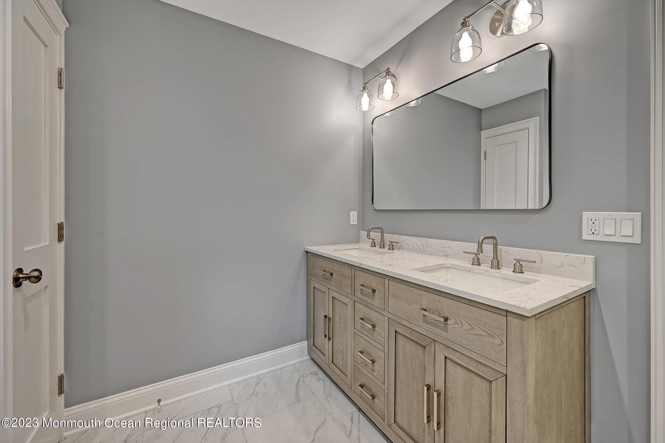 59 Reeds Road Tinton Falls, NJ 07724 - Photo 28 of 46 28-39967616