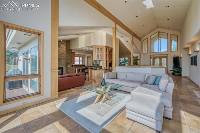 4755 Elk Valley Road Divide, CO 80814 - Photo 7 of 40