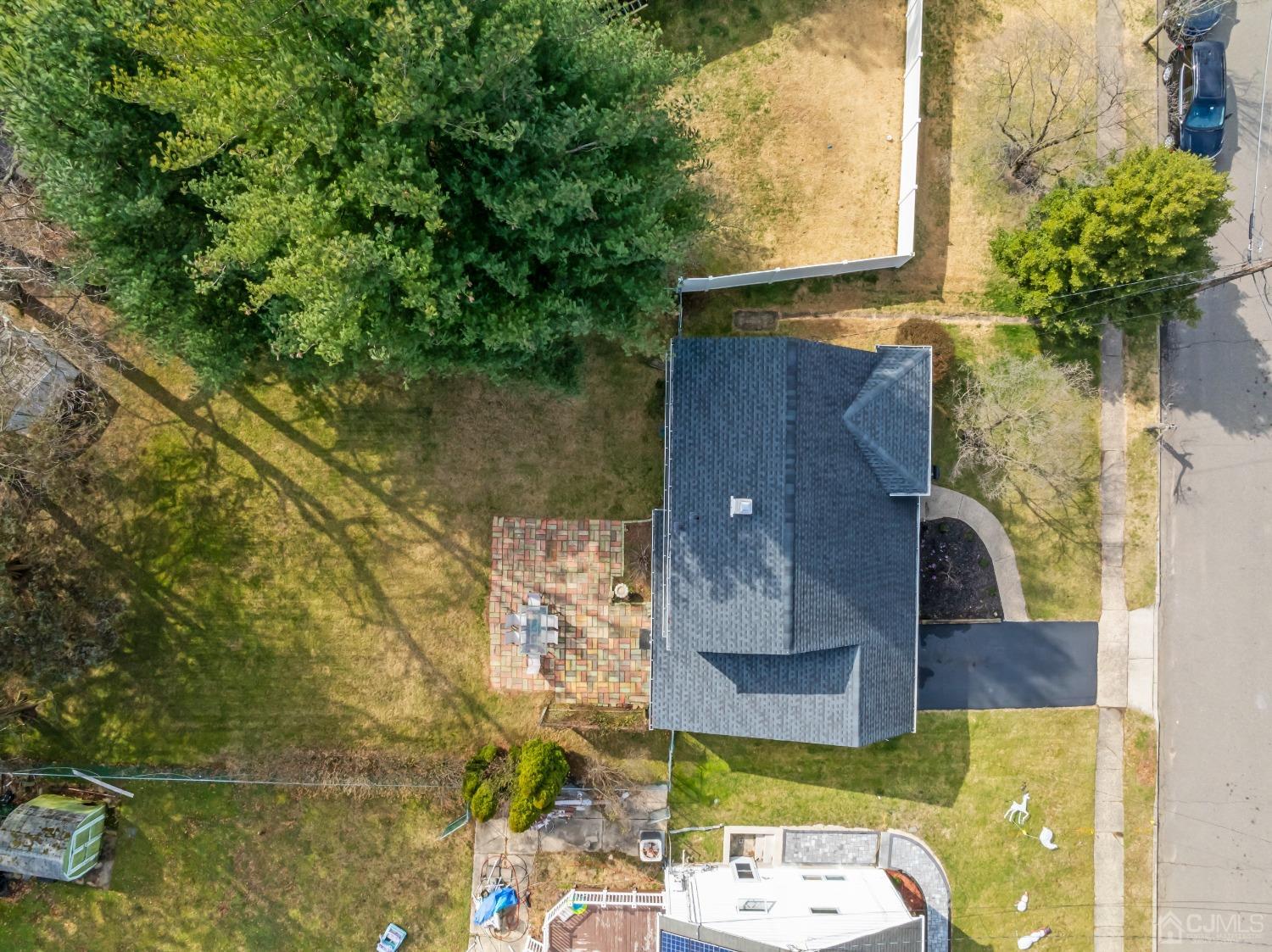 36 Shetland Road East Brunswick, NJ 08816 - Photo 18 of 22 a view of fountain in the balcony